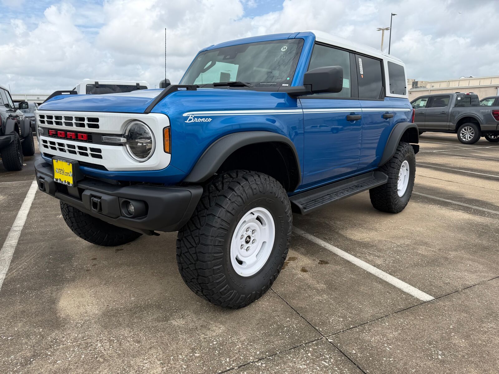 2026 FORD Bronco