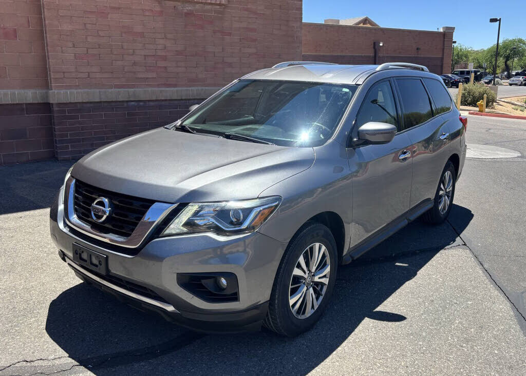 2020 NISSAN Pathfinder