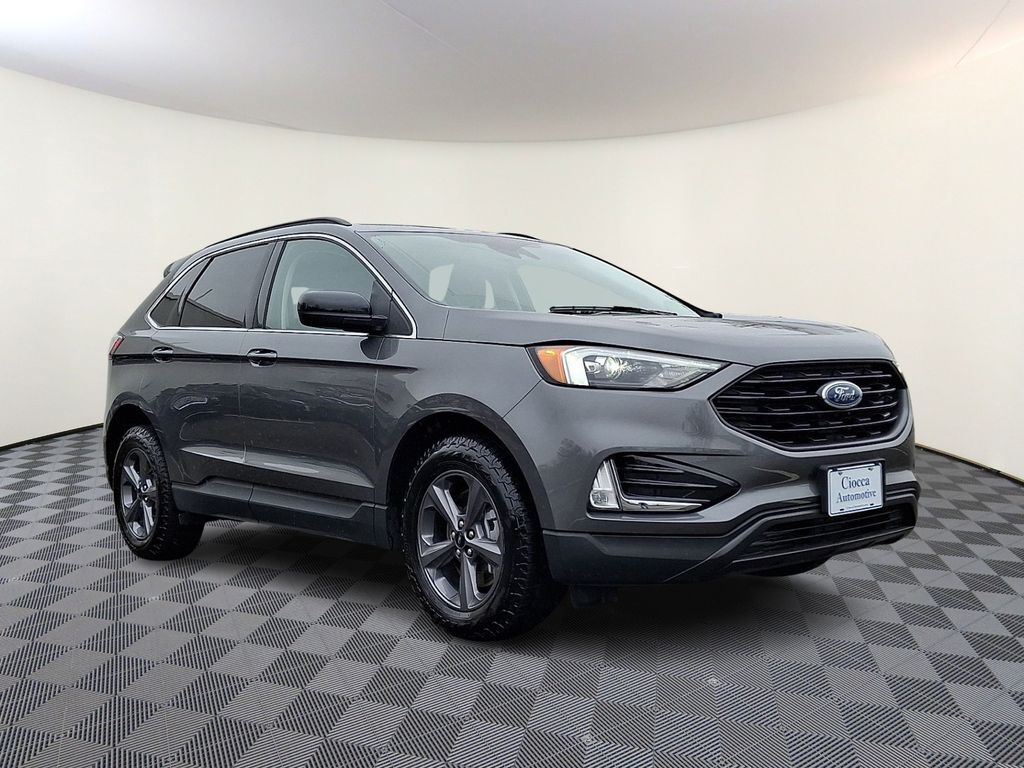 2022 FORD Edge
