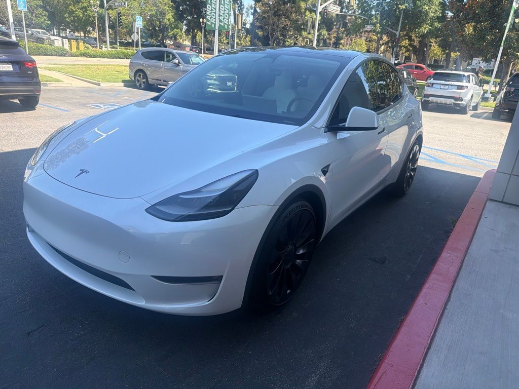 2023 TESLA Model Y