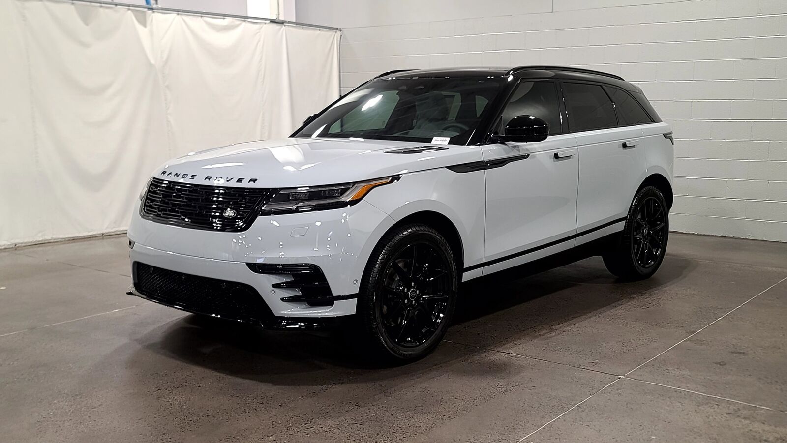 2026 LAND ROVER Range Rover Velar