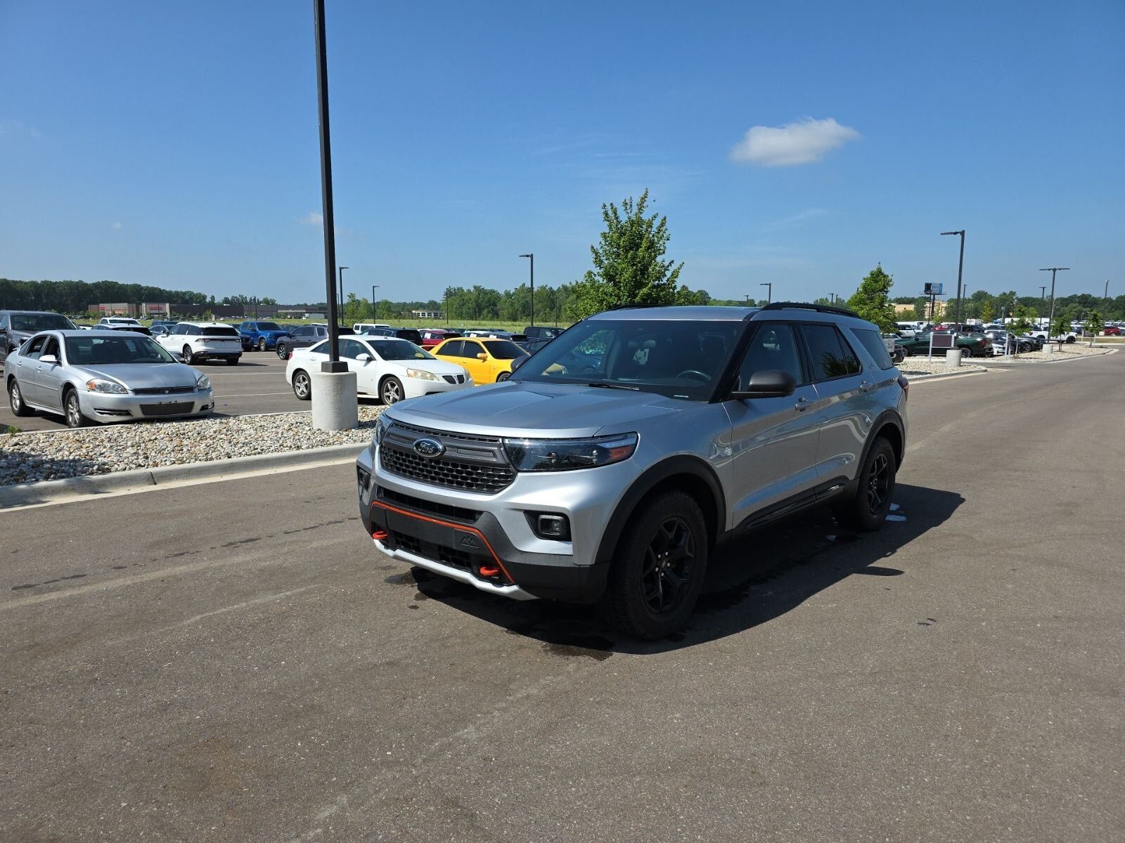 2023 FORD Explorer