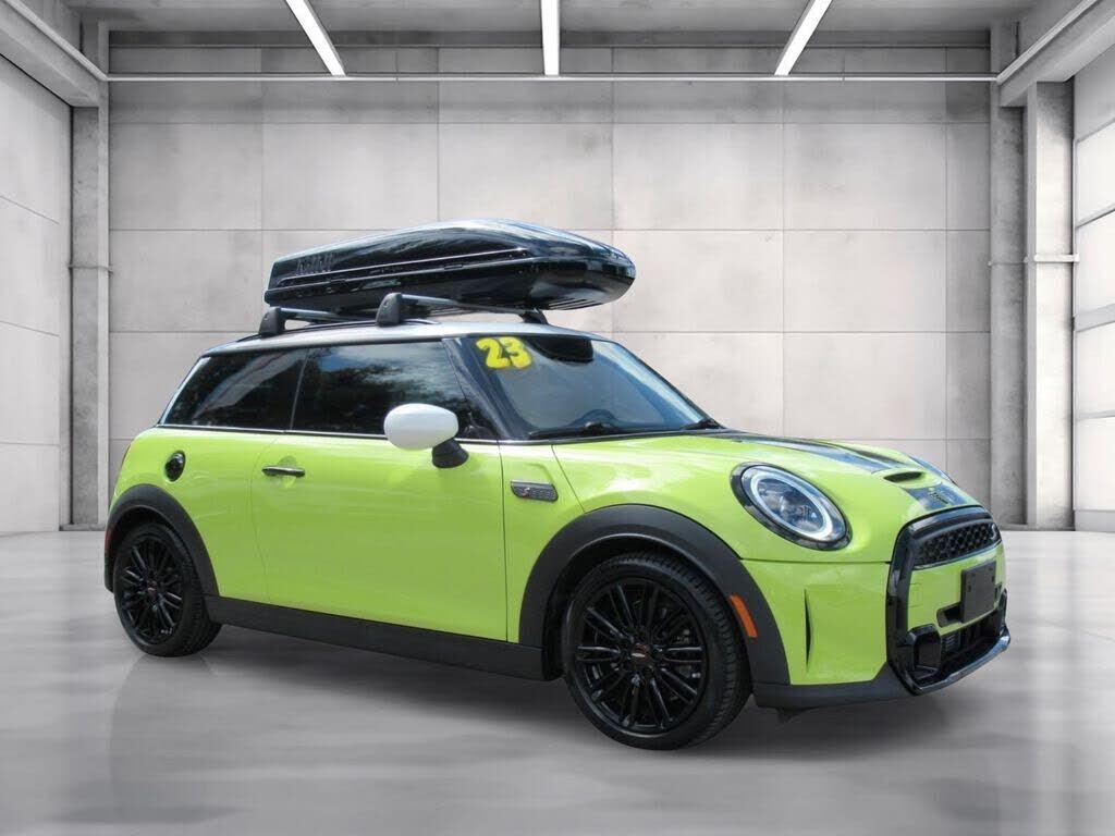 2023 MINI Hardtop