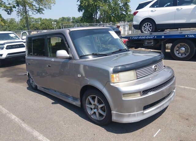 2005 TOYOTA SCION