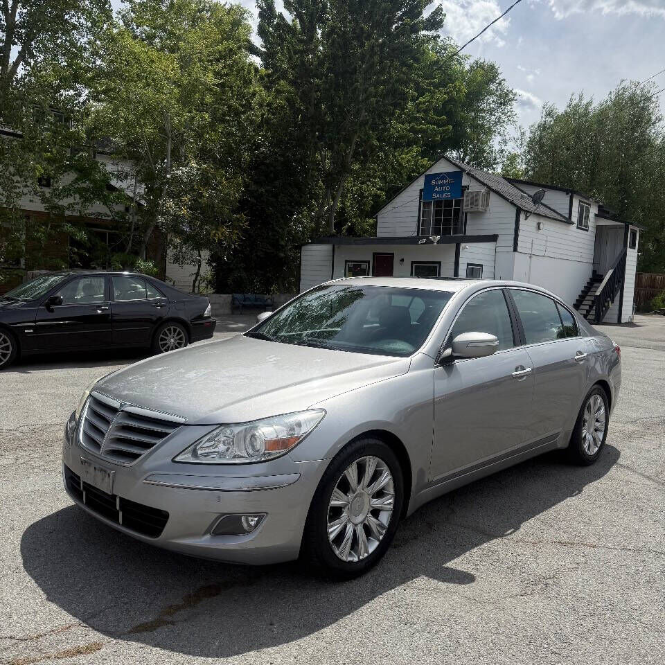 2011 HYUNDAI Genesis
