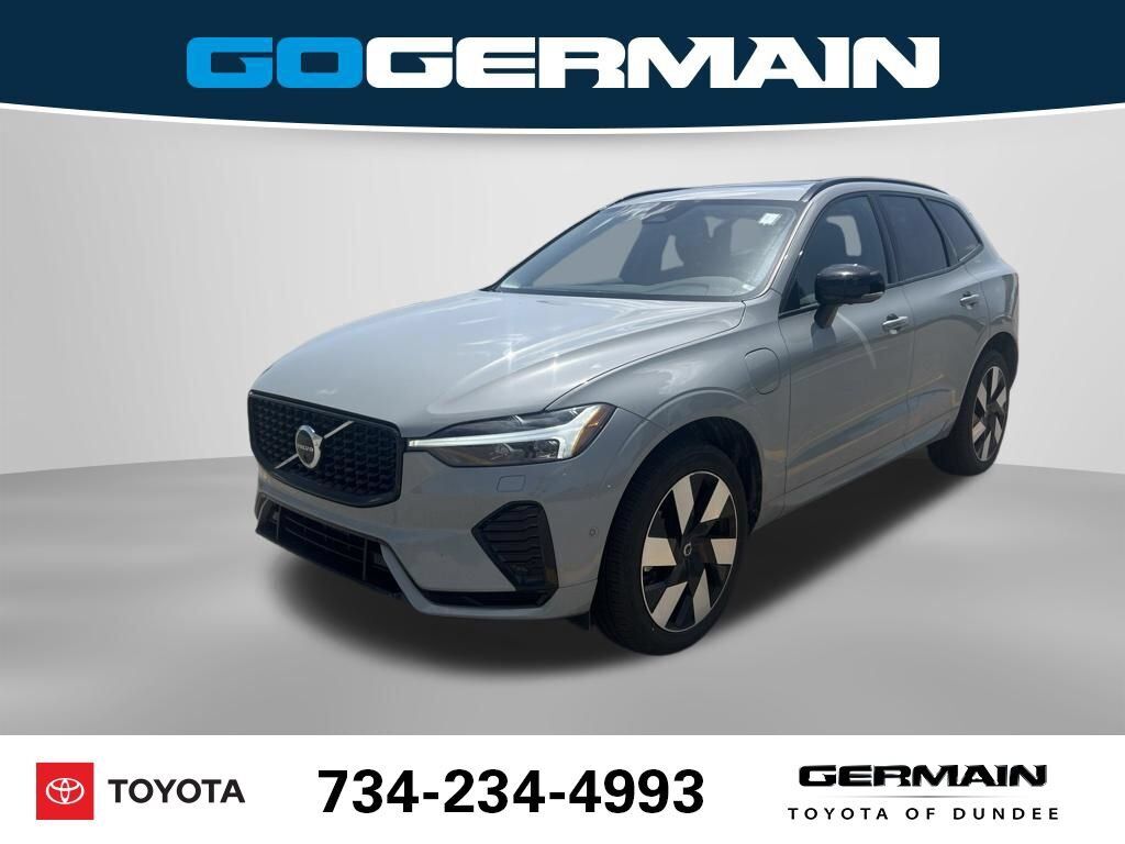 2025 VOLVO XC60