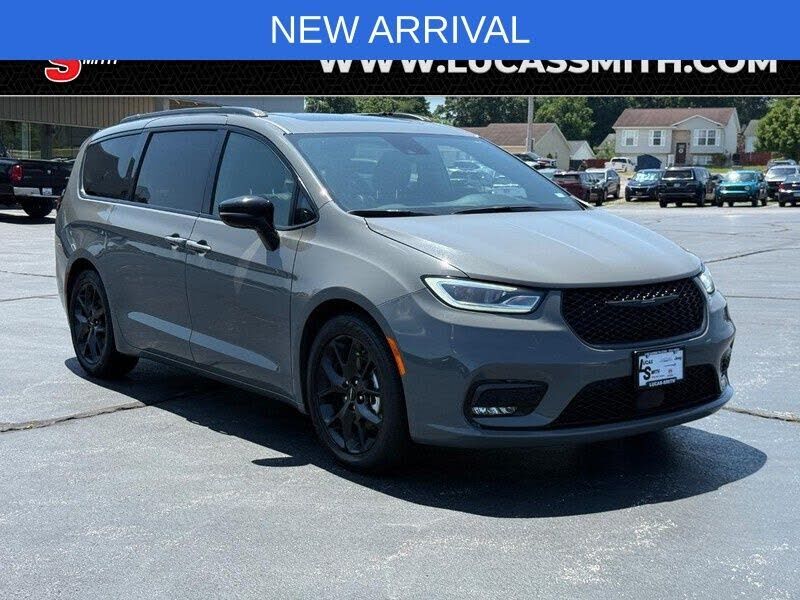2025 CHRYSLER Pacifica