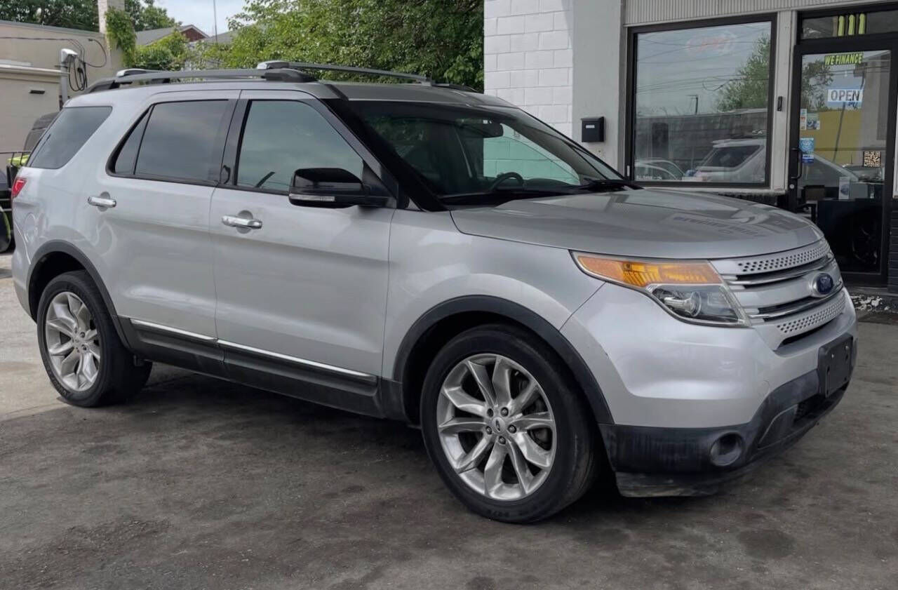 2015 FORD Explorer