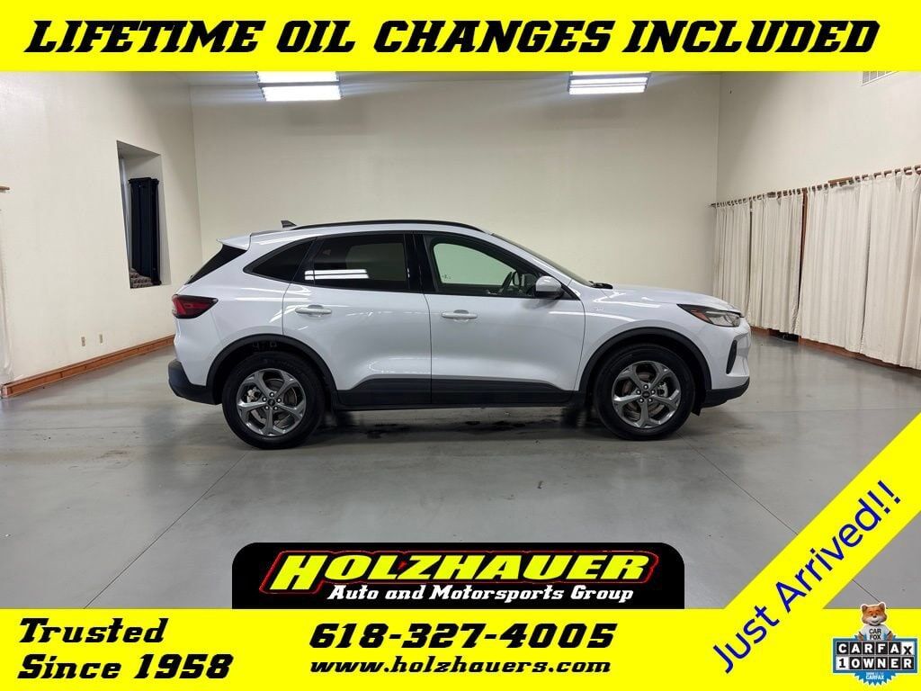 2025 FORD Escape