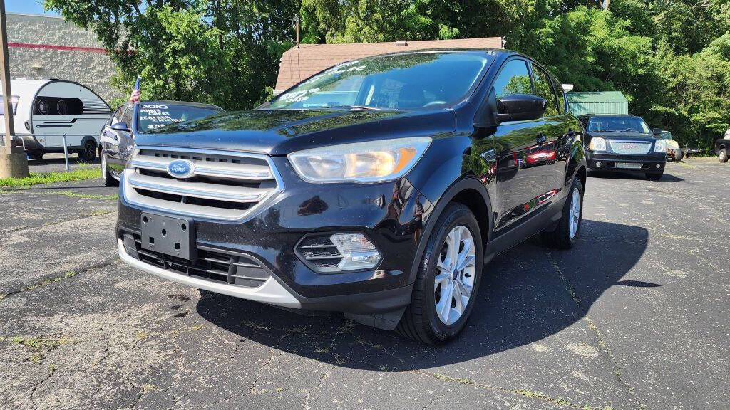 2017 FORD Escape