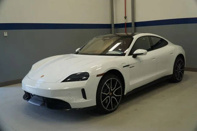 2026 PORSCHE Taycan