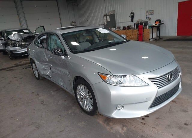 2014 LEXUS ES