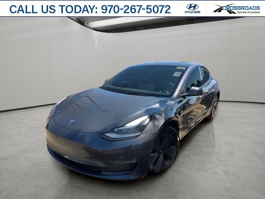 2022 TESLA Model 3