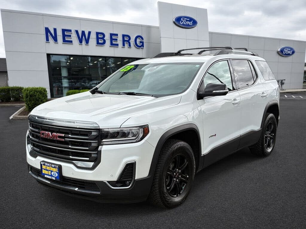 2023 GMC Acadia