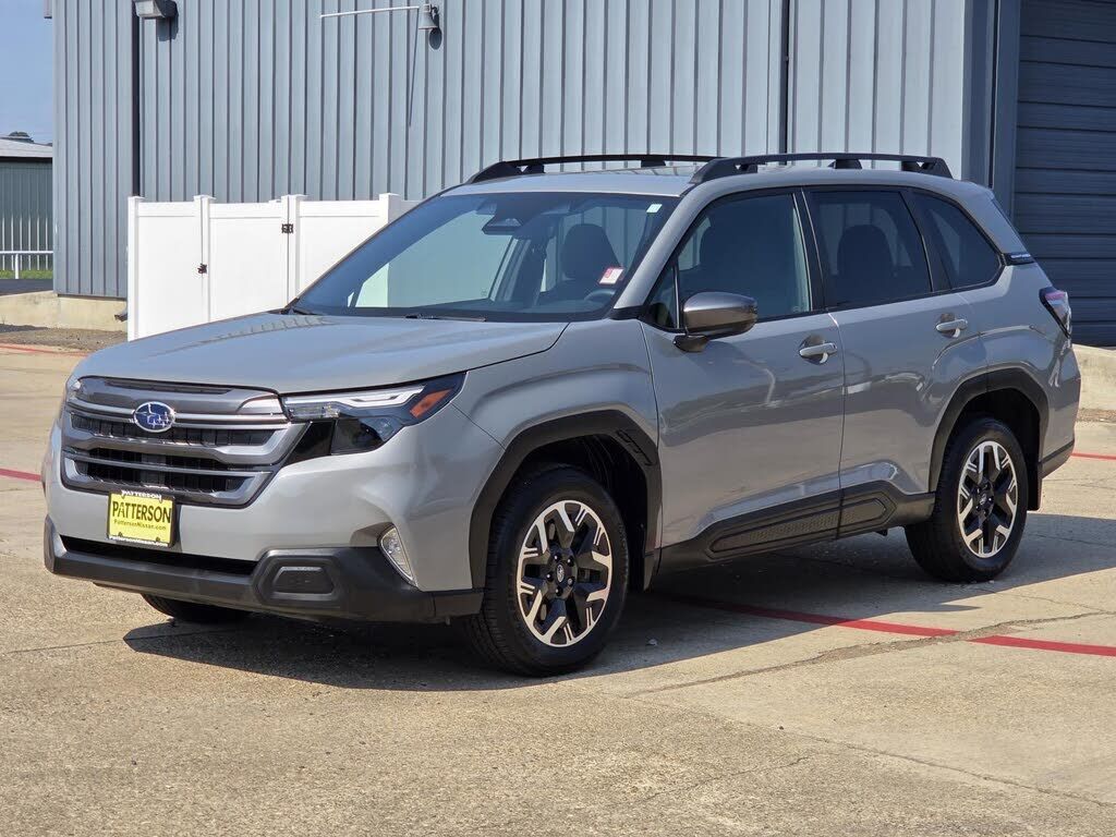 2025 SUBARU Forester