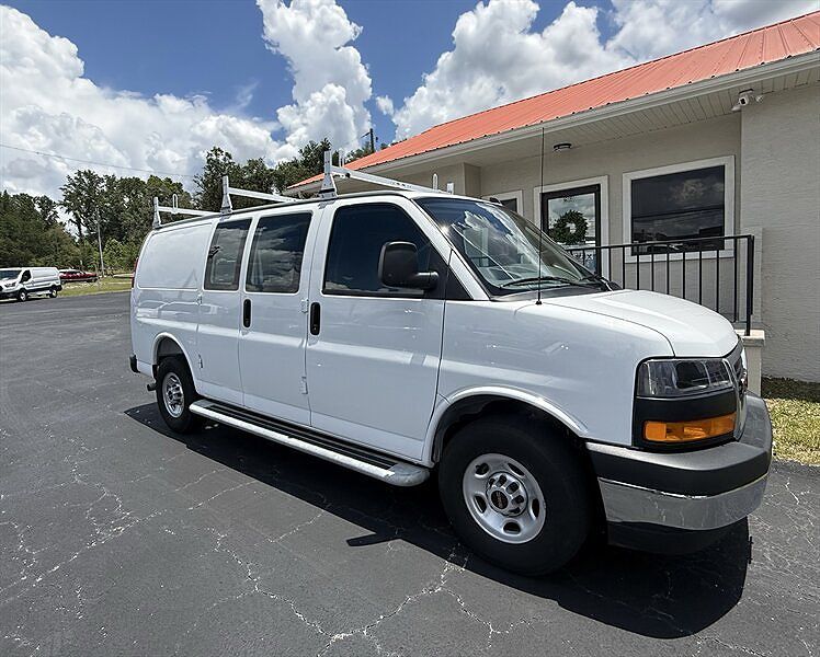 2025 GMC Savana