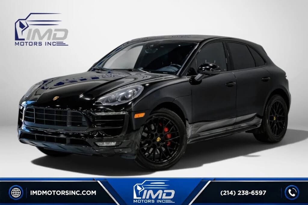 2017 PORSCHE Macan