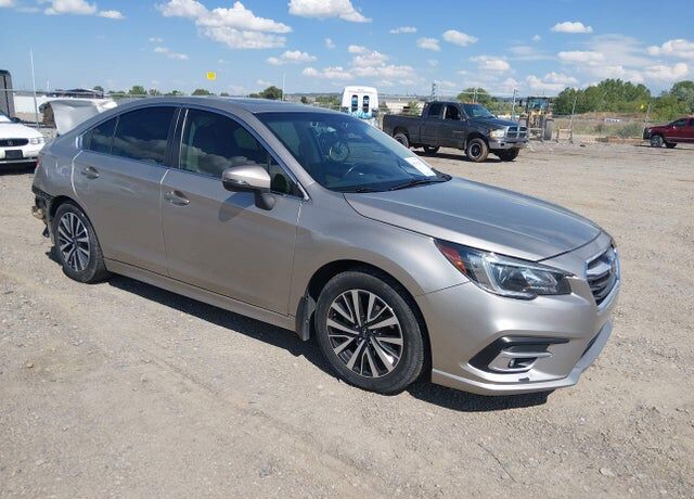 2018 SUBARU Legacy
