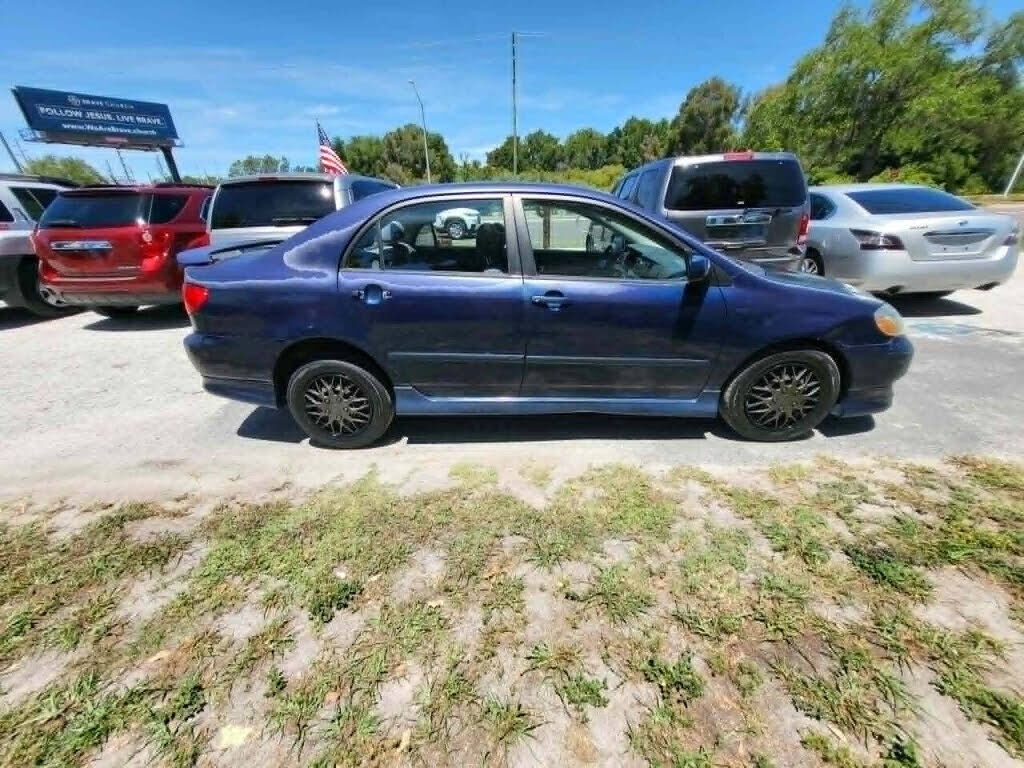 2004 TOYOTA Corolla