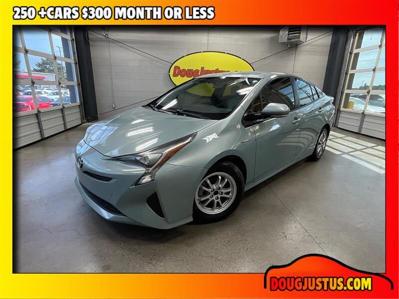 2016 TOYOTA PRIUS