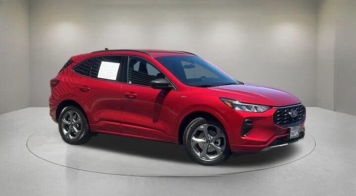 2024 FORD Escape