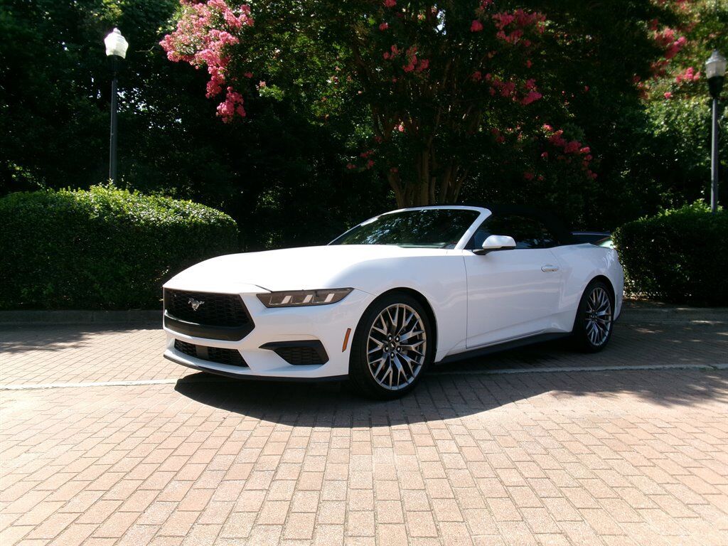 2025 FORD Mustang