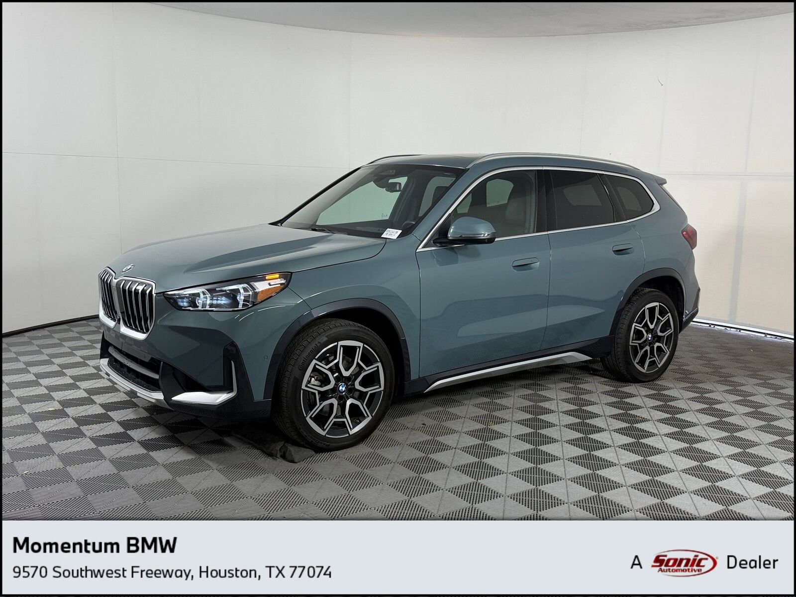 2025 BMW X1