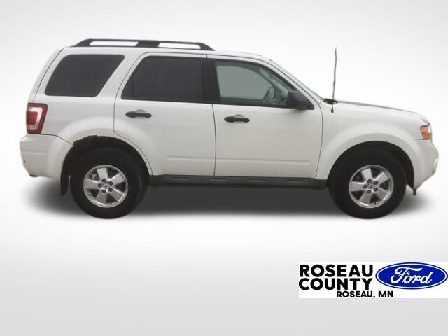 2009 FORD Escape