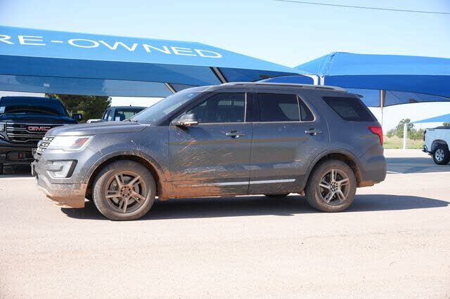 2016 FORD Explorer