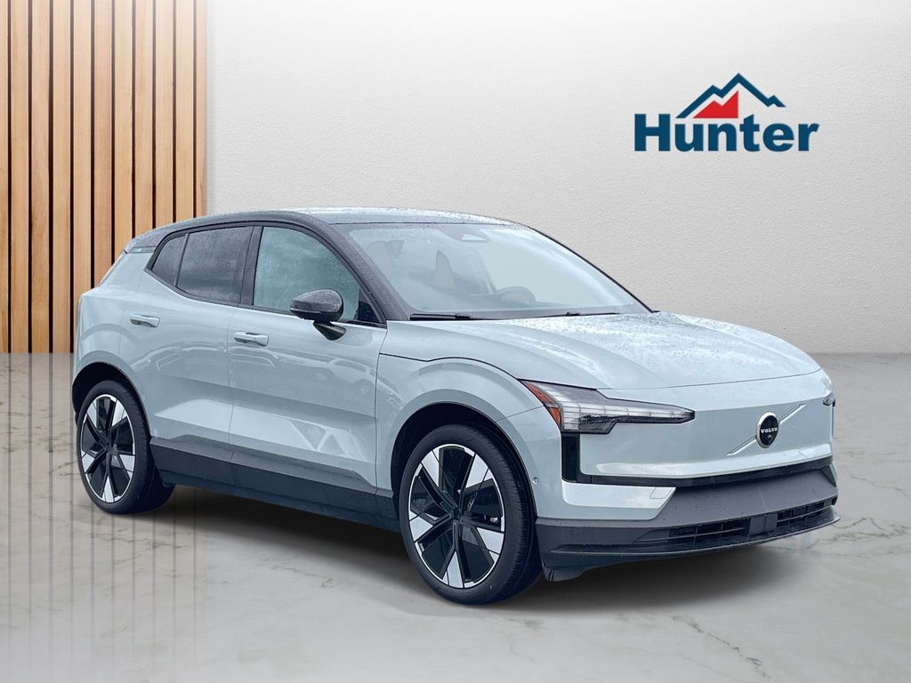 2025 VOLVO EX30