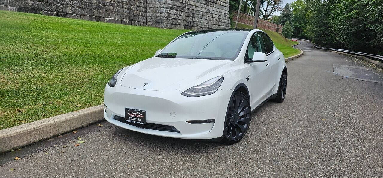 2020 TESLA Model Y