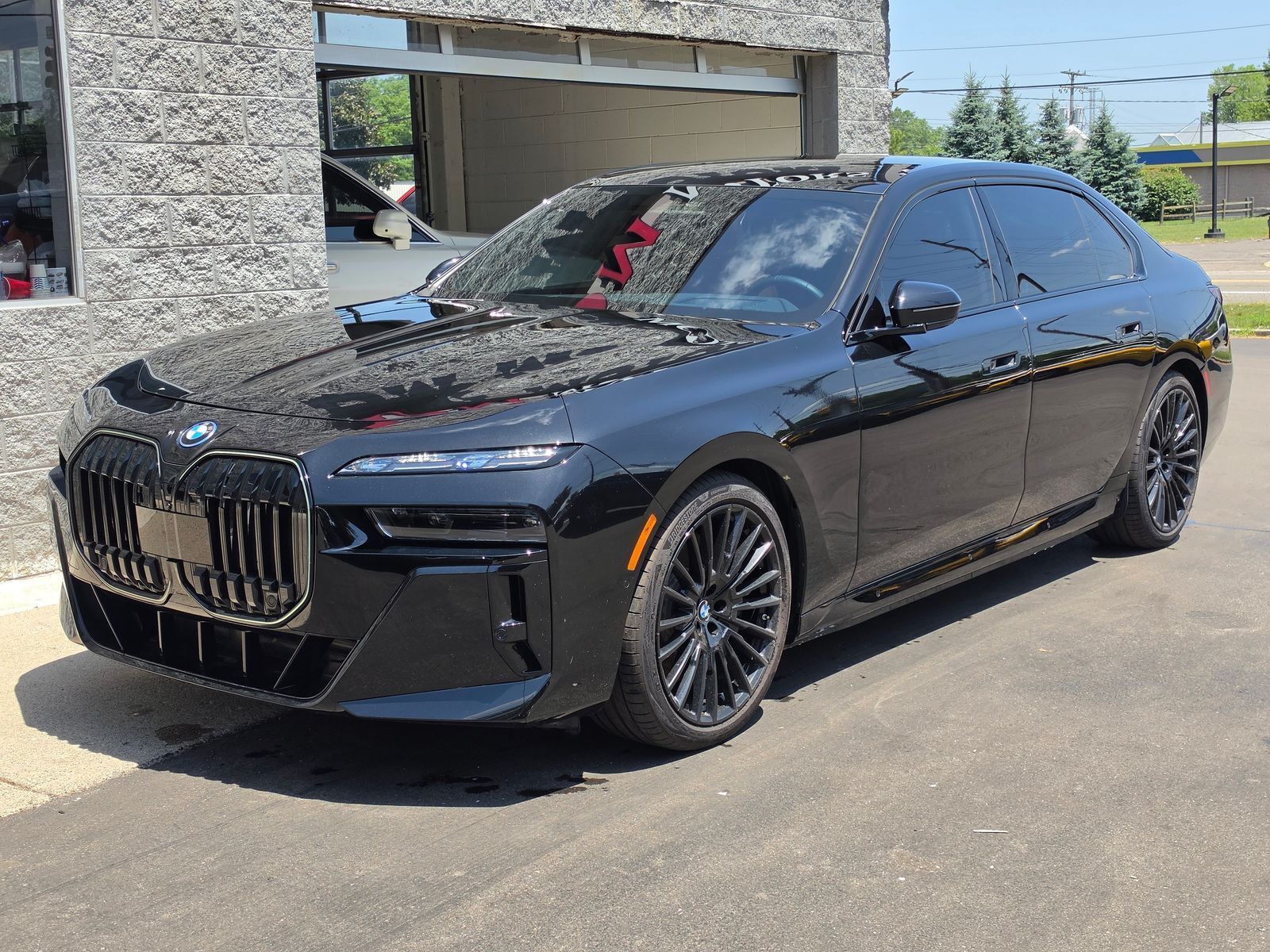2025 BMW i7