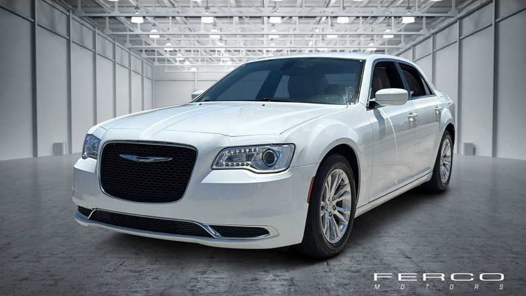 2018 CHRYSLER 300
