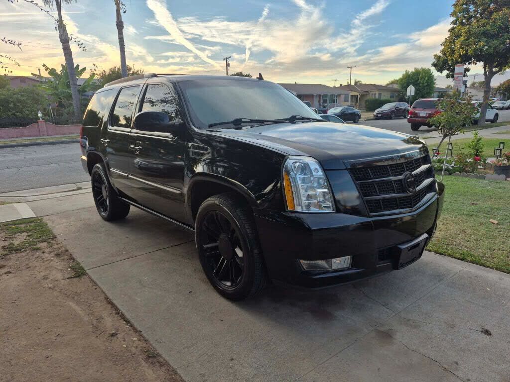 2013 CADILLAC Escalade