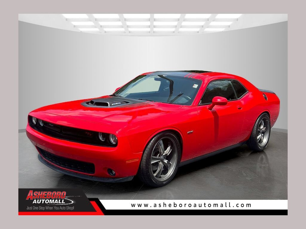 2016 DODGE Challenger