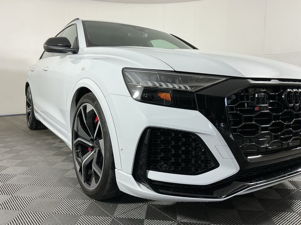 2024 Audi RS Q8