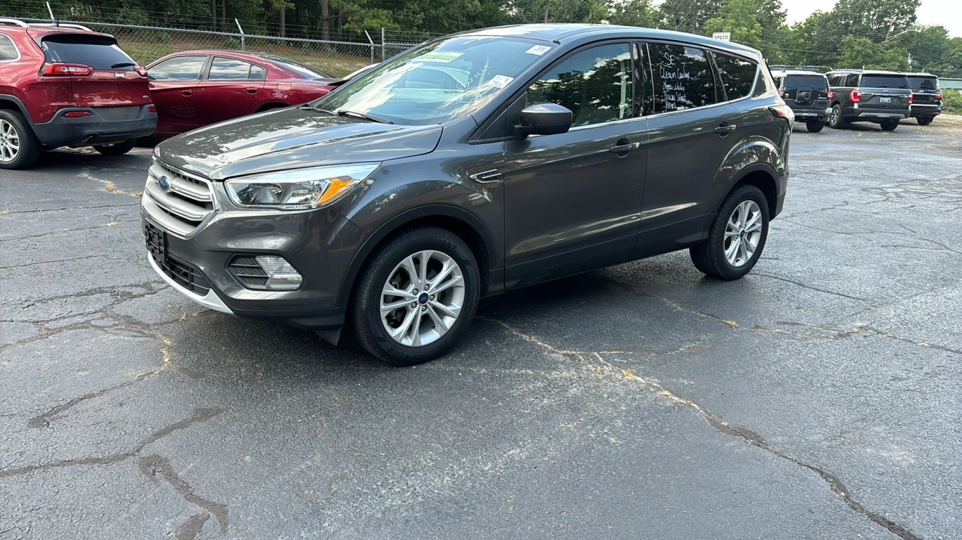 2017 FORD Escape
