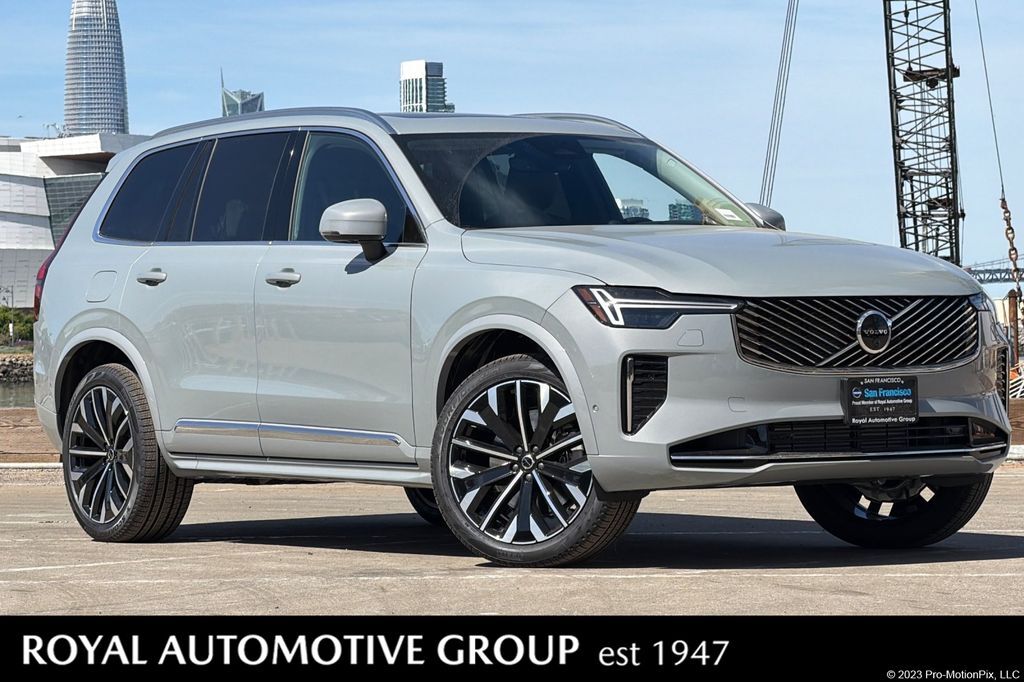 2026 VOLVO XC90