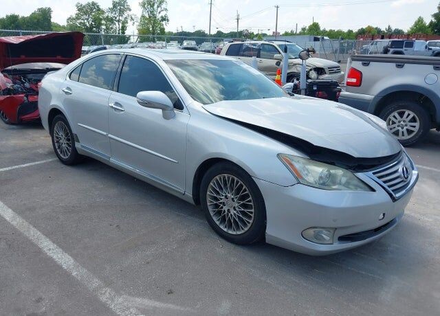 2011 LEXUS ES