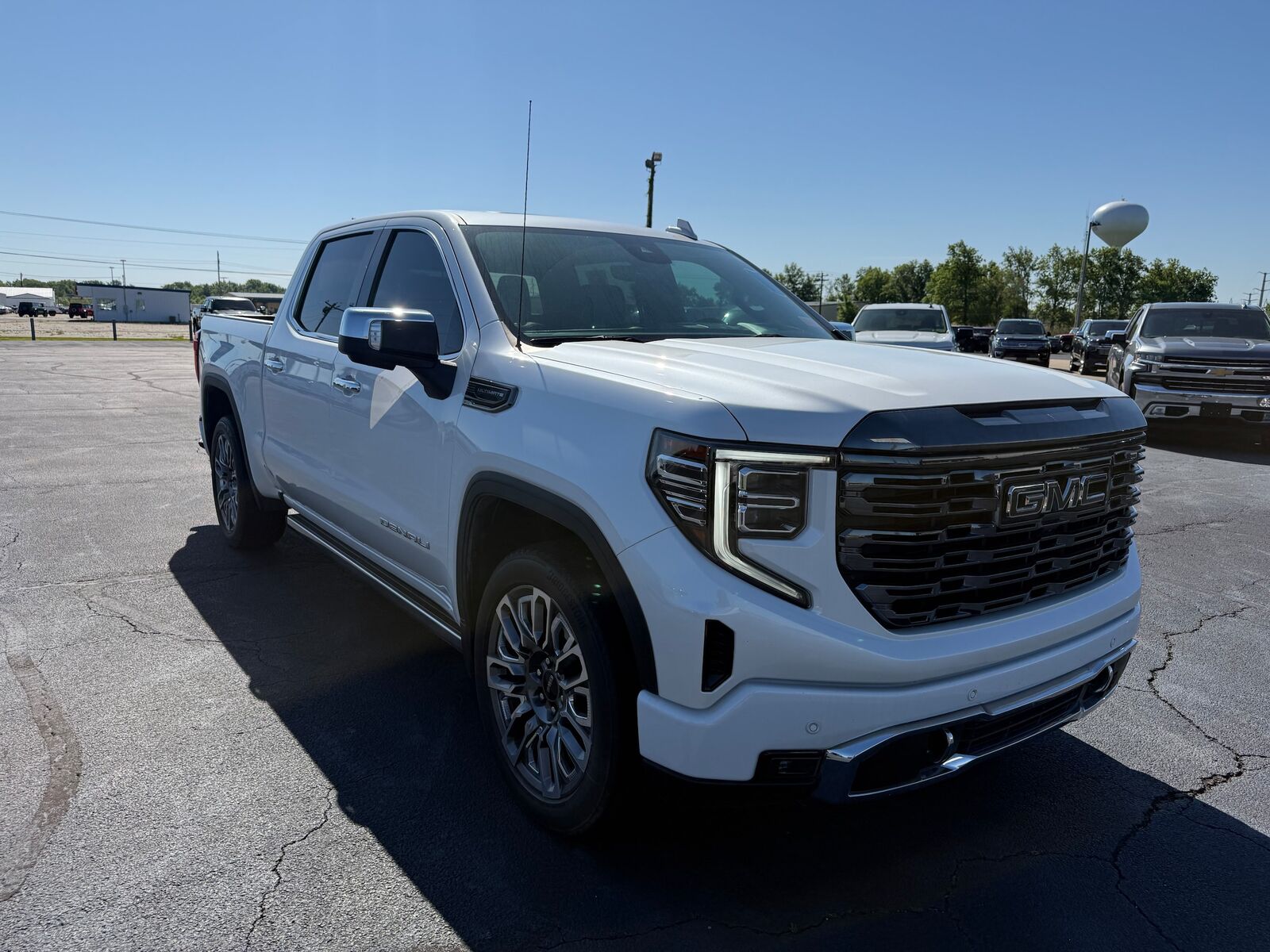 2024 GMC Sierra