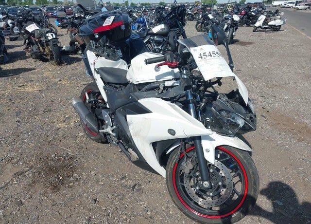 2017 YAMAHA YZF