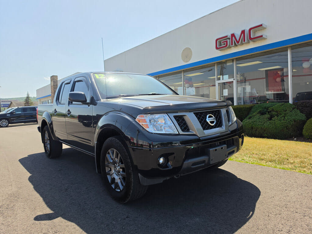 2012 NISSAN Frontier