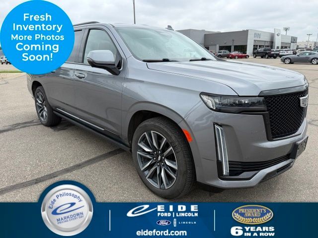 2021 CADILLAC Escalade ESV