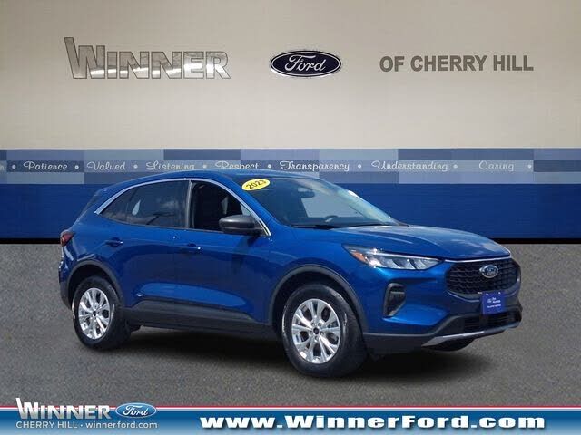 2023 FORD Escape