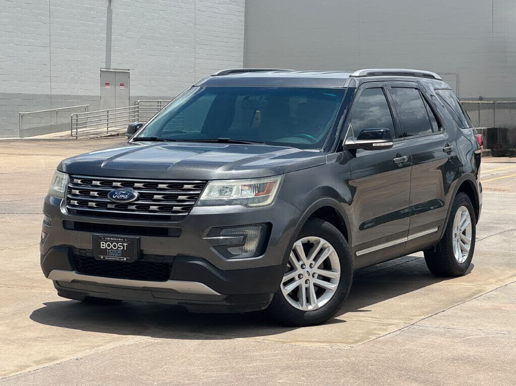 2016 FORD Explorer