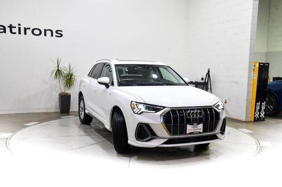 2025 Audi Q3