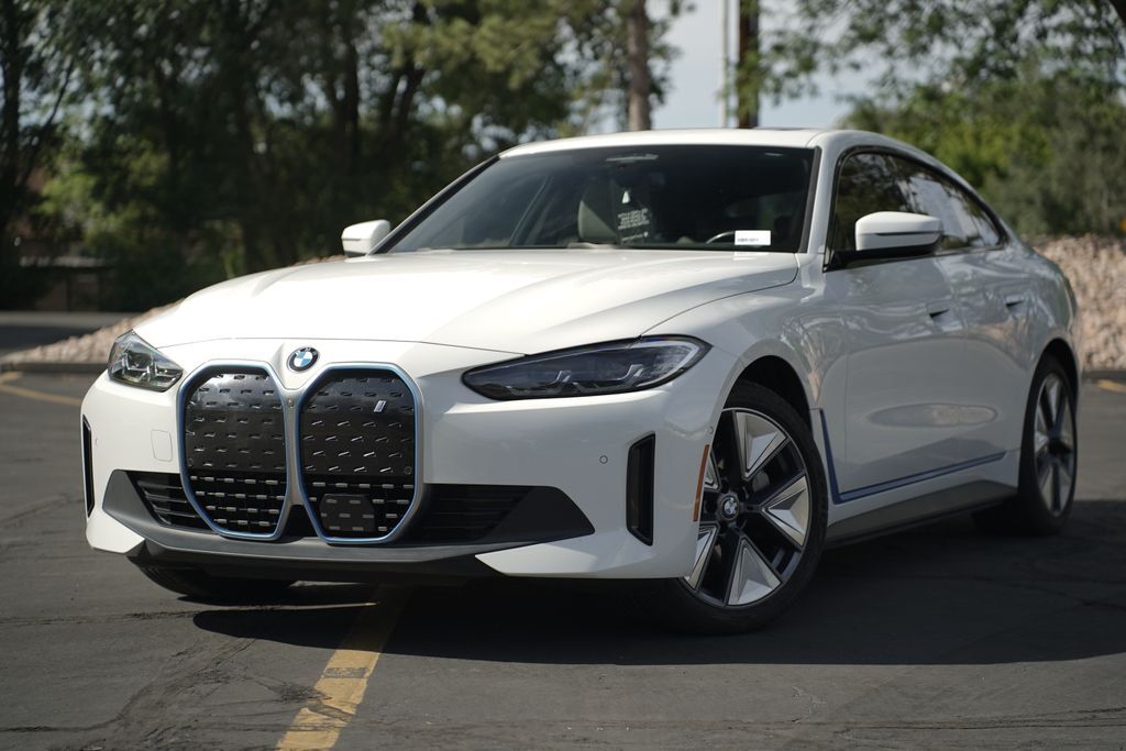 2023 BMW i4