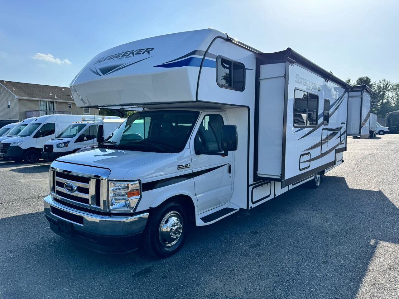 2021 FORD E-450