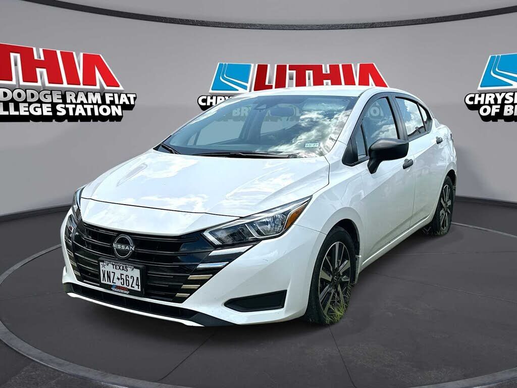 2024 NISSAN Versa