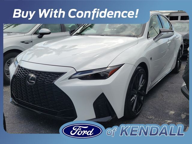 2025 LEXUS IS